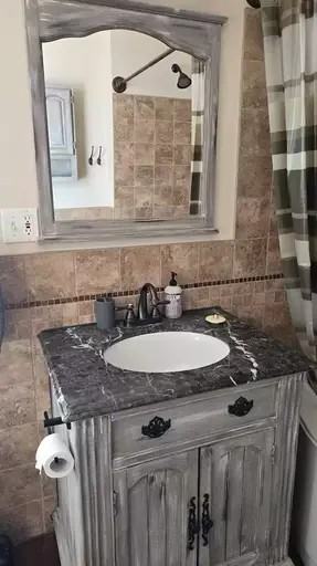 176 Tancred St - Photo 3 of 14