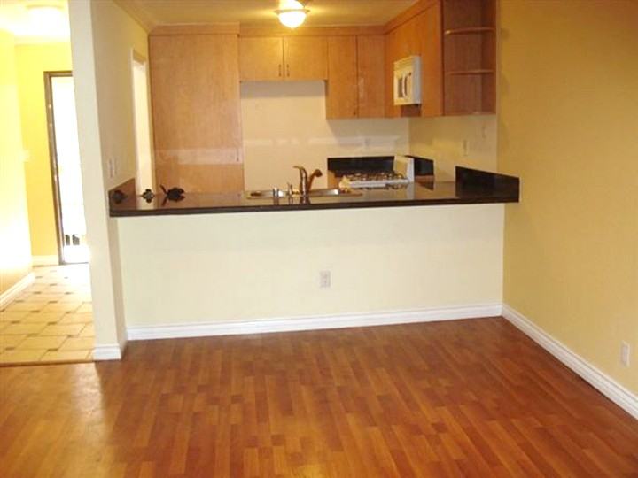 6925 Baird Avenue - Photo 7 of 16