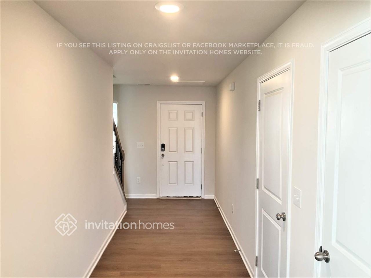 128 Hazelnut Way - Photo 3 of 19