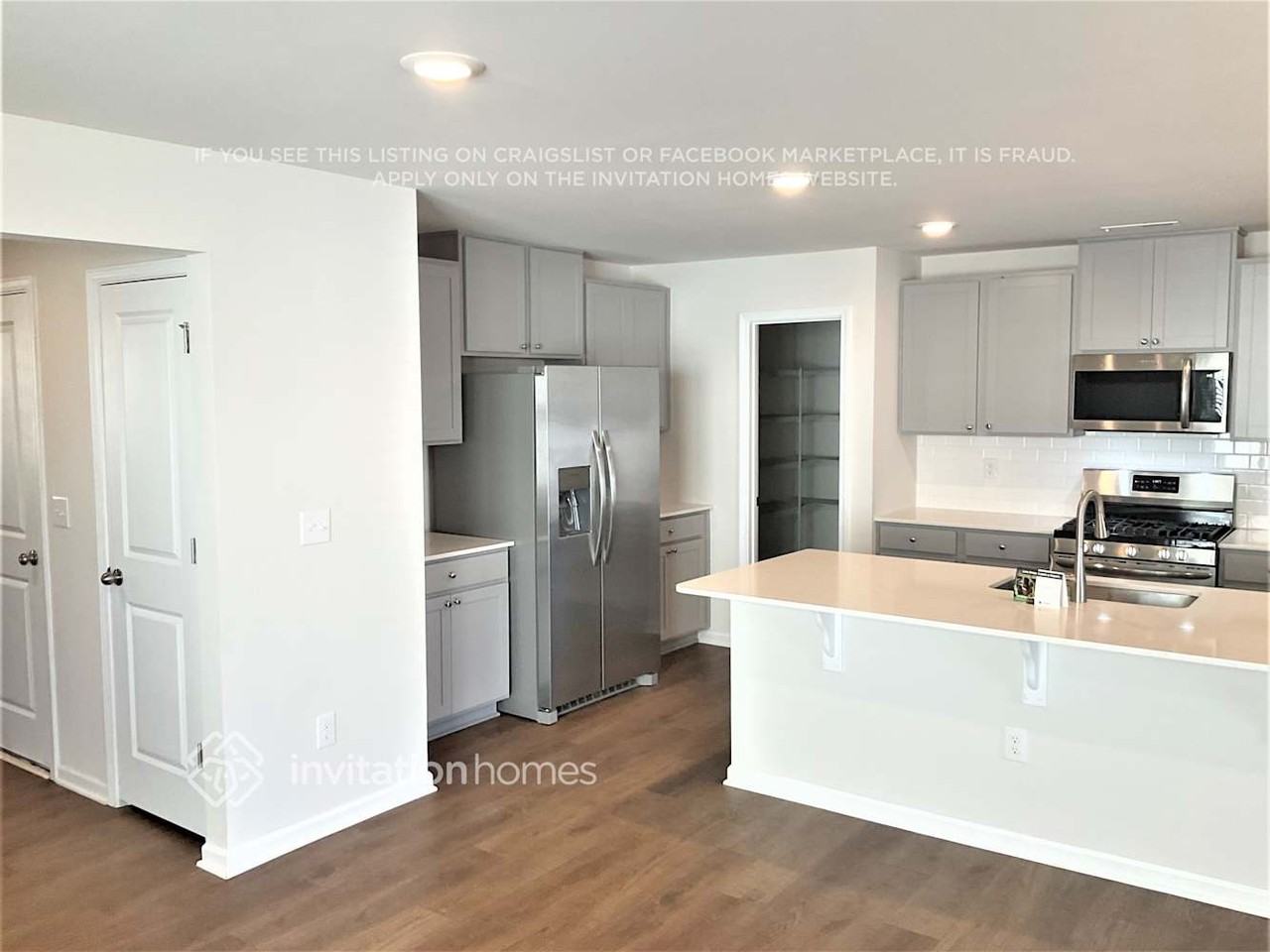 128 Hazelnut Way - Photo 4 of 19