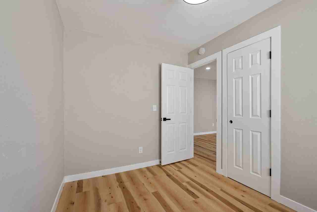 Sandy Terrace Apartments - Photo 5 of 34