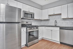 909-913 Plainfield Rd Apartments - Photo 1 of 1