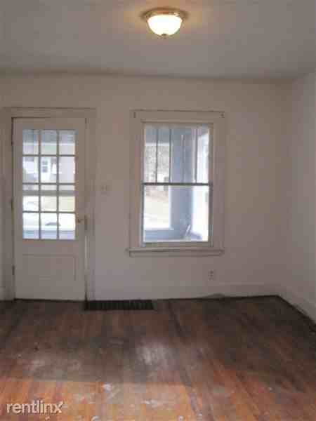 1134 S Holmes St - Photo 2 of 9
