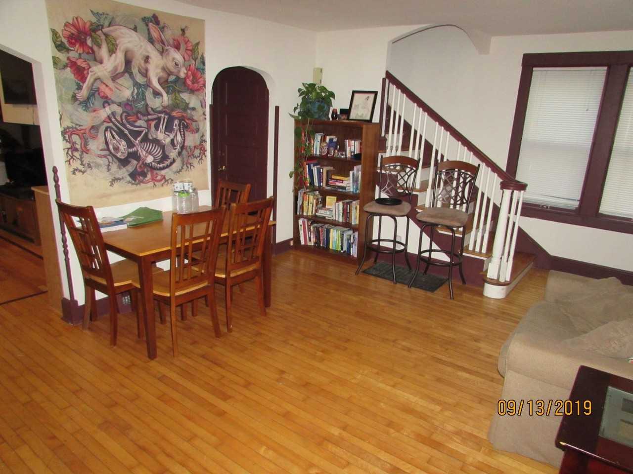 1116 E Gorham St - Photo 5 of 22