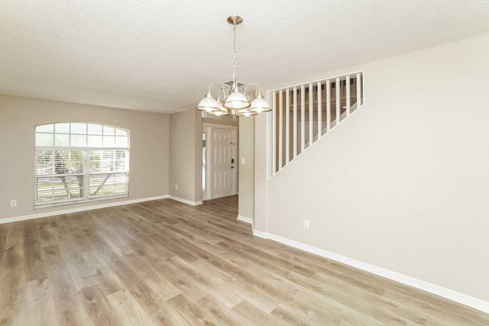 2334 Needham Dr - Photo 6 of 17