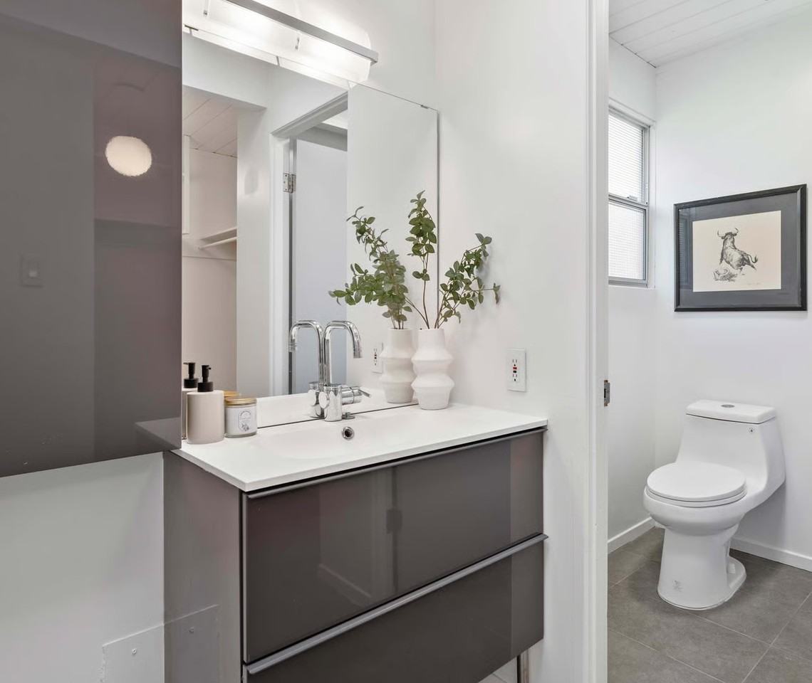 1134 Strawberry Court - Photo 2 of 8