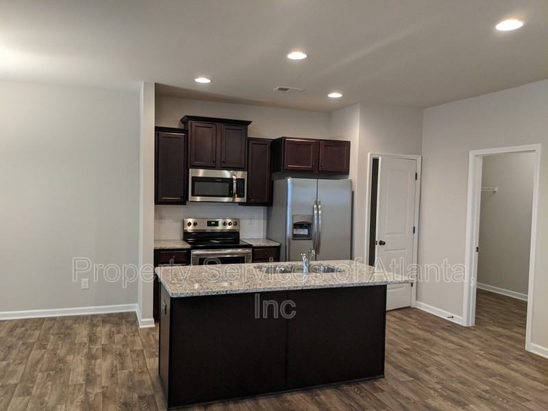 738 Galveston Way - Photo 4 of 29