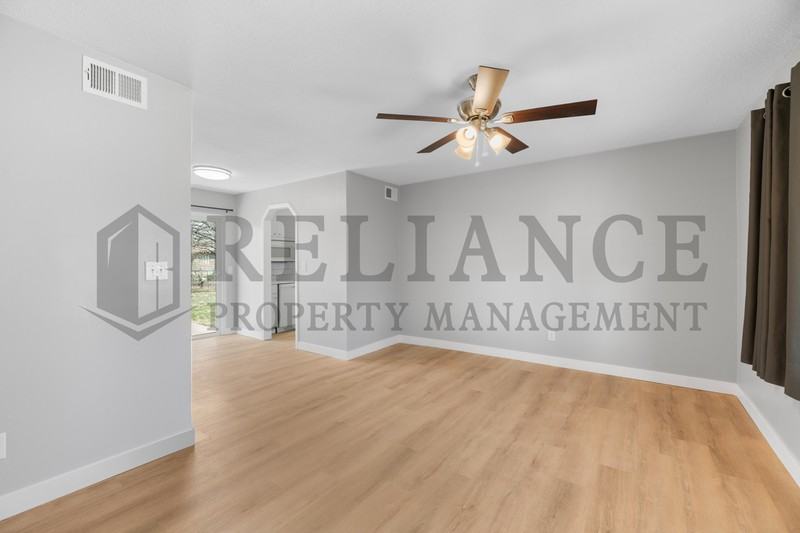 2239 S Millwood St - Photo 7 of 26