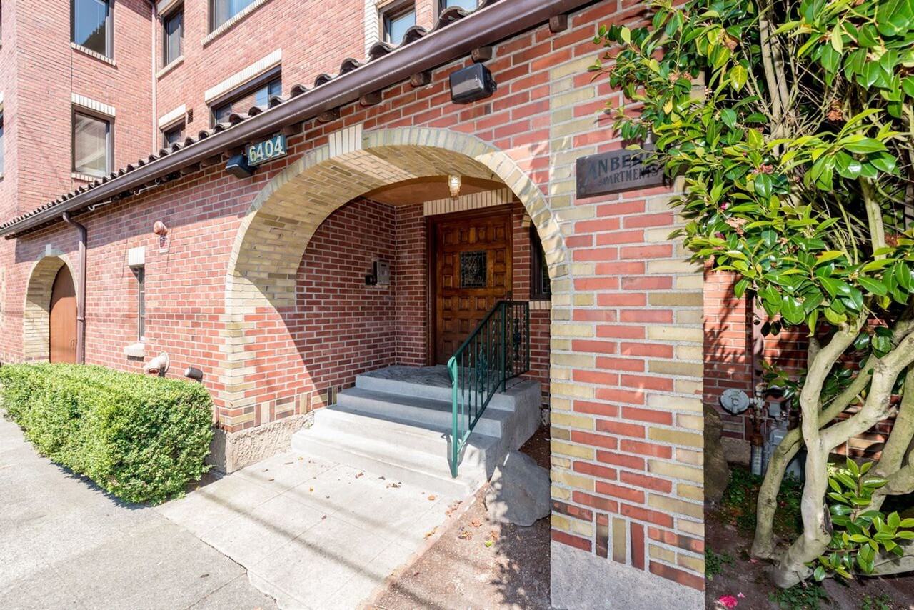 Anberg Apartments - Photo 5 of 11