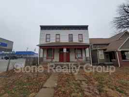 featured image of 420 S 7th St #B