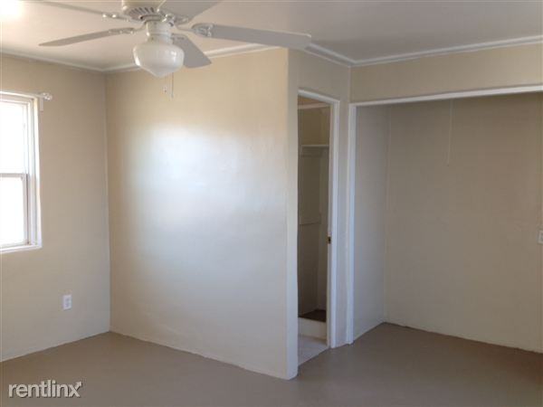 526 Marr St #3 - Photo 3 of 3