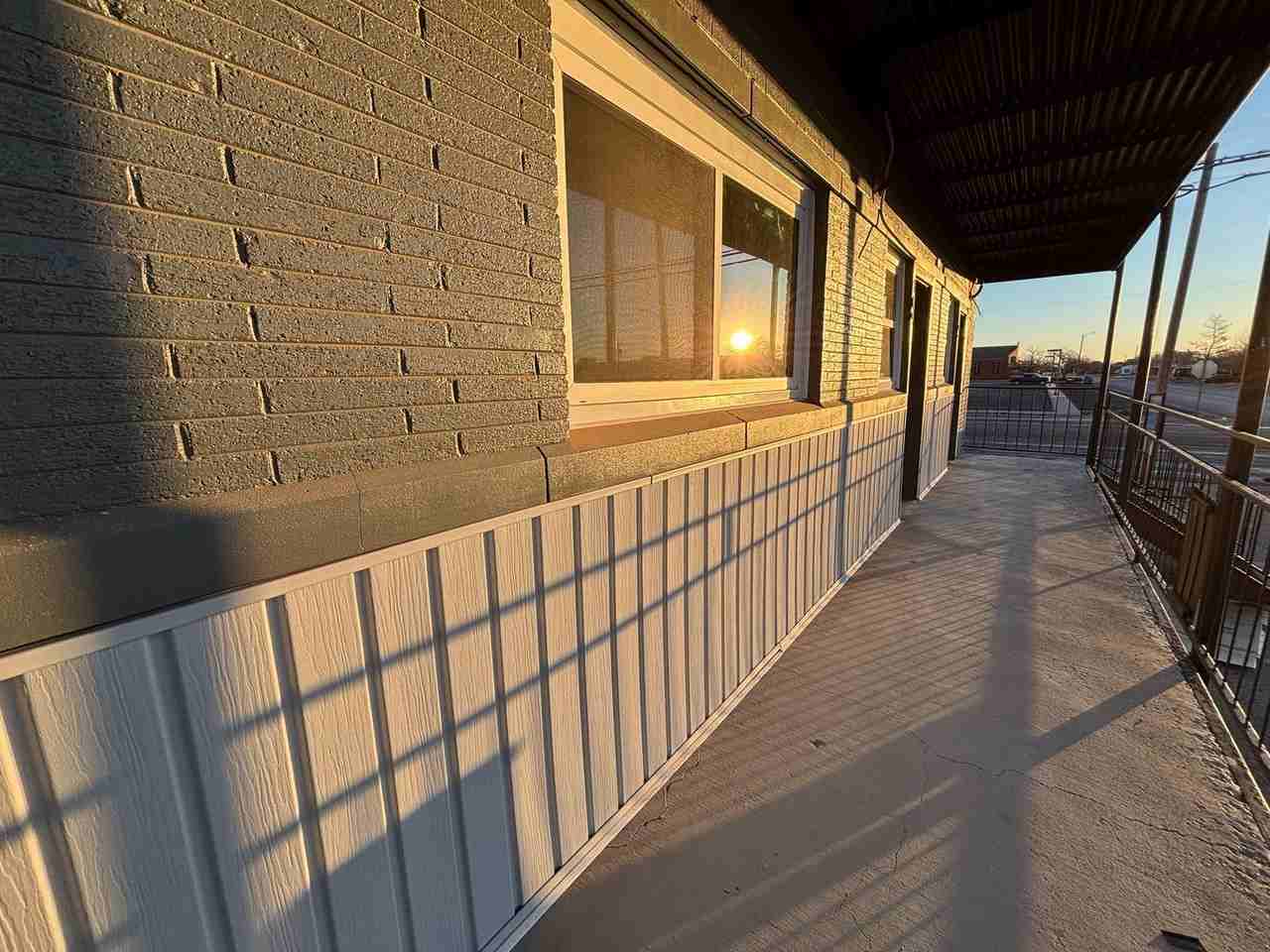 TM 808 Avenue H - Photo 2 of 7