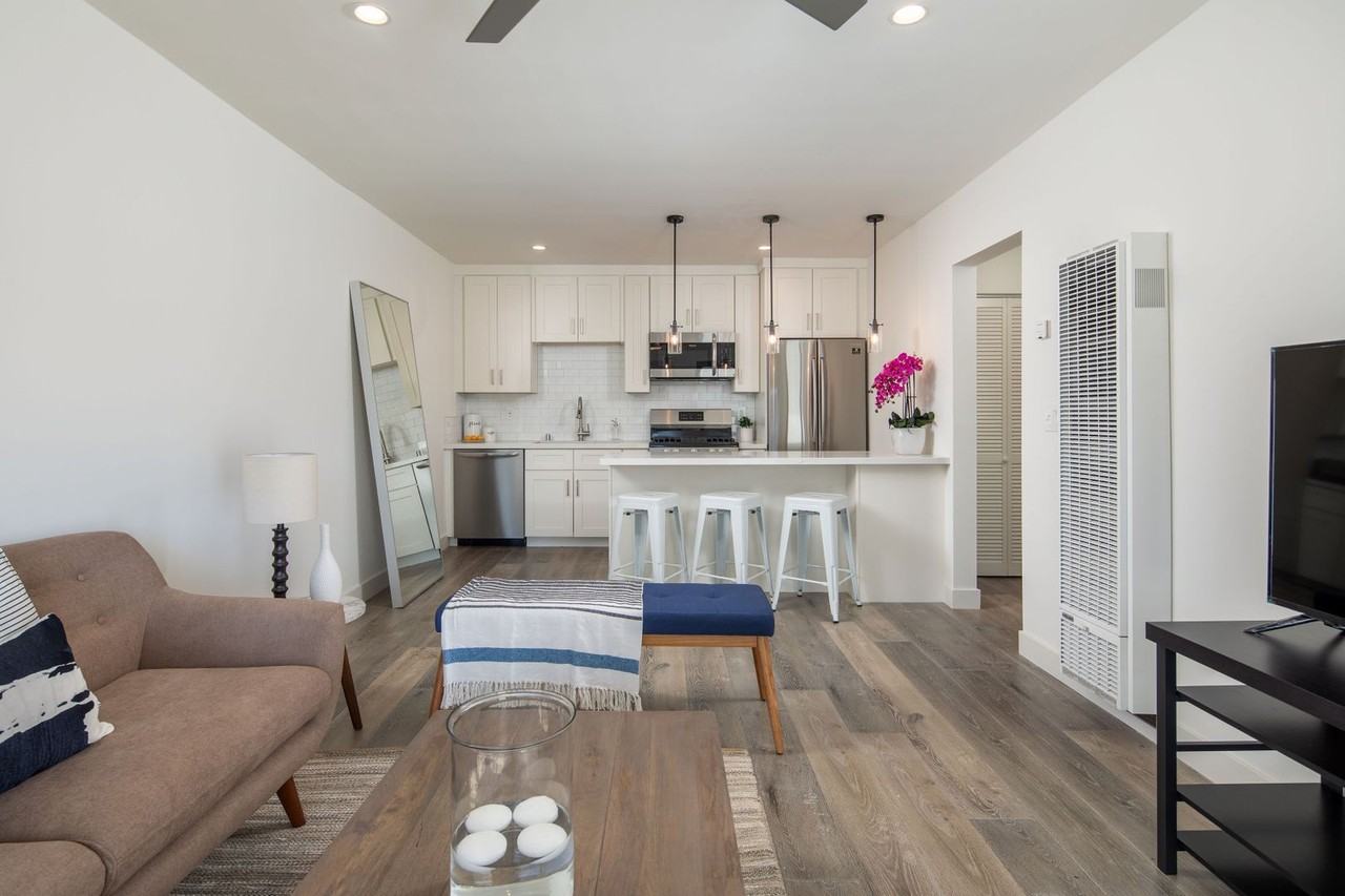 Sierra Street TIC (321 El Segundo/Palm LLC) - Photo 5 of 21