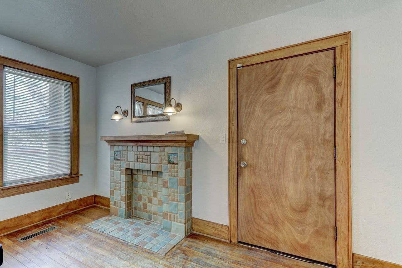 1400 Nw 25th St. NICE APARTMENT CLOSE TO DOWNTOWN OKC - Photo 3 of 13