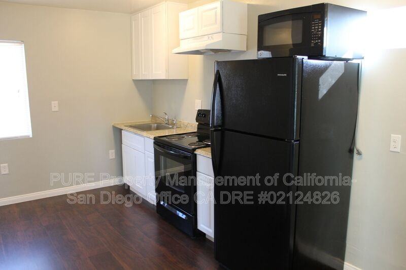 3642 Central Ave #B - Photo 4 of 13