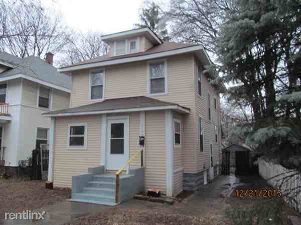 1145 Bridge St NW - Photo 2 of 19