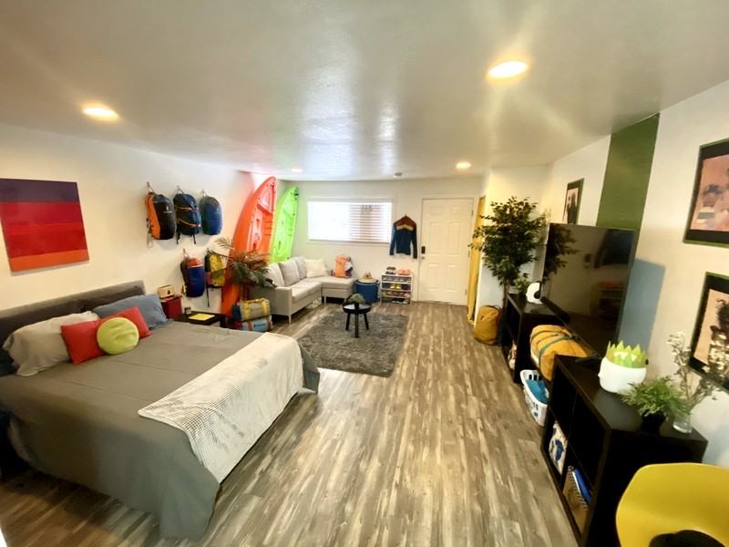 331 Northeast - Photo 3 of 16