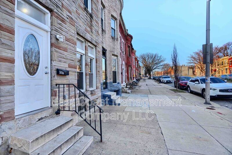 1616 N Fulton Ave - Photo 3 of 30