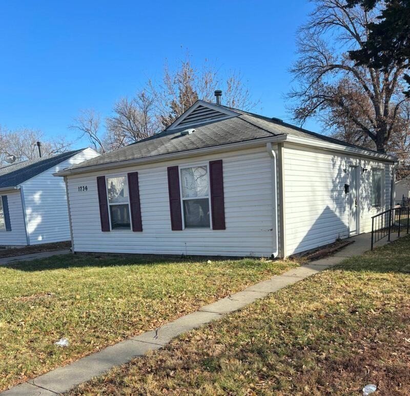 1736 N 24th St - Photo 2 of 7