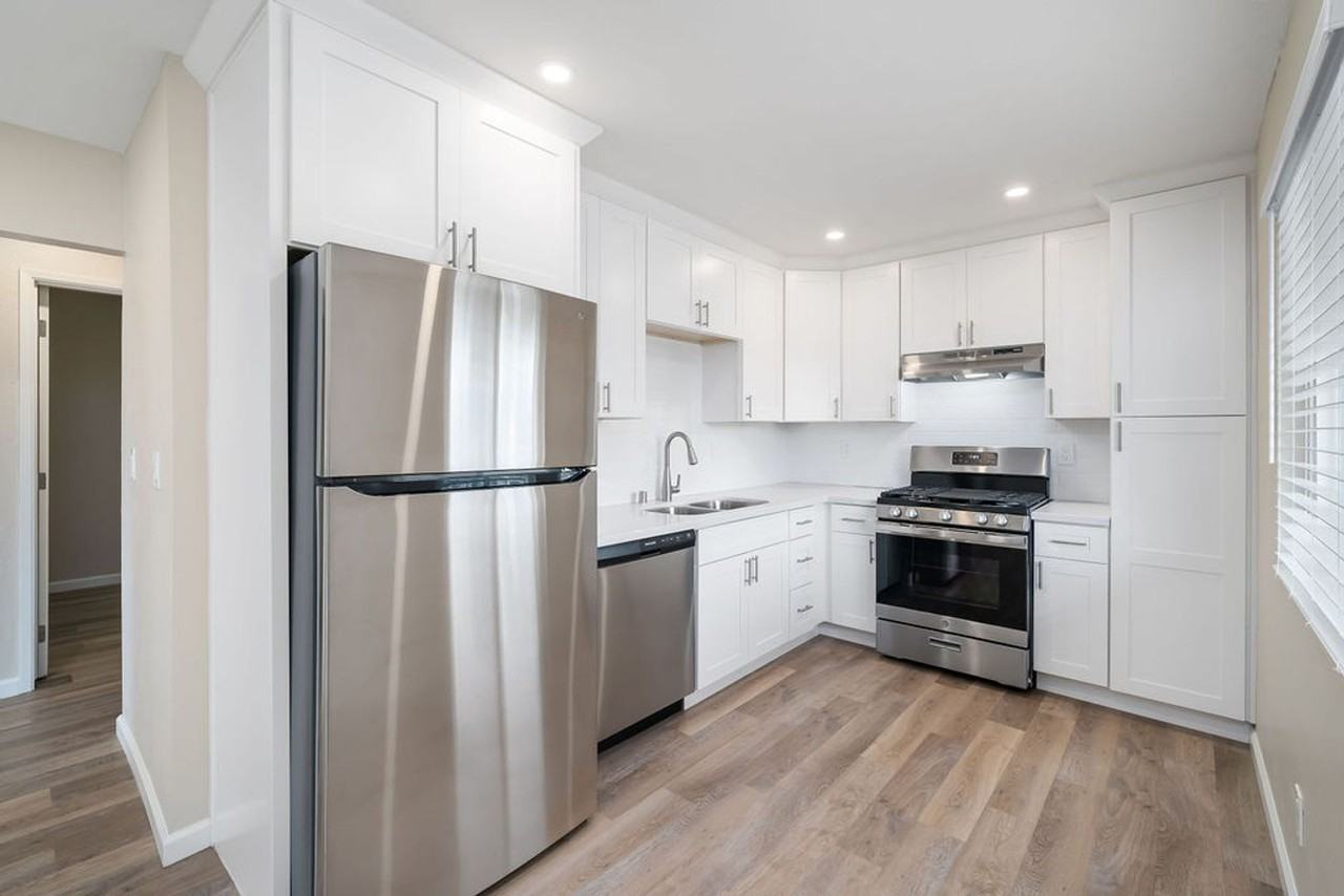 5340 Olmeda Ave - Photo 6 of 16