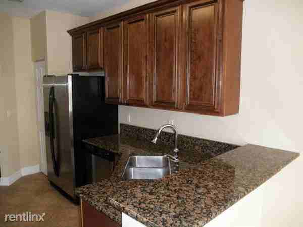 Summit/Haverhill - Photo 3 of 7