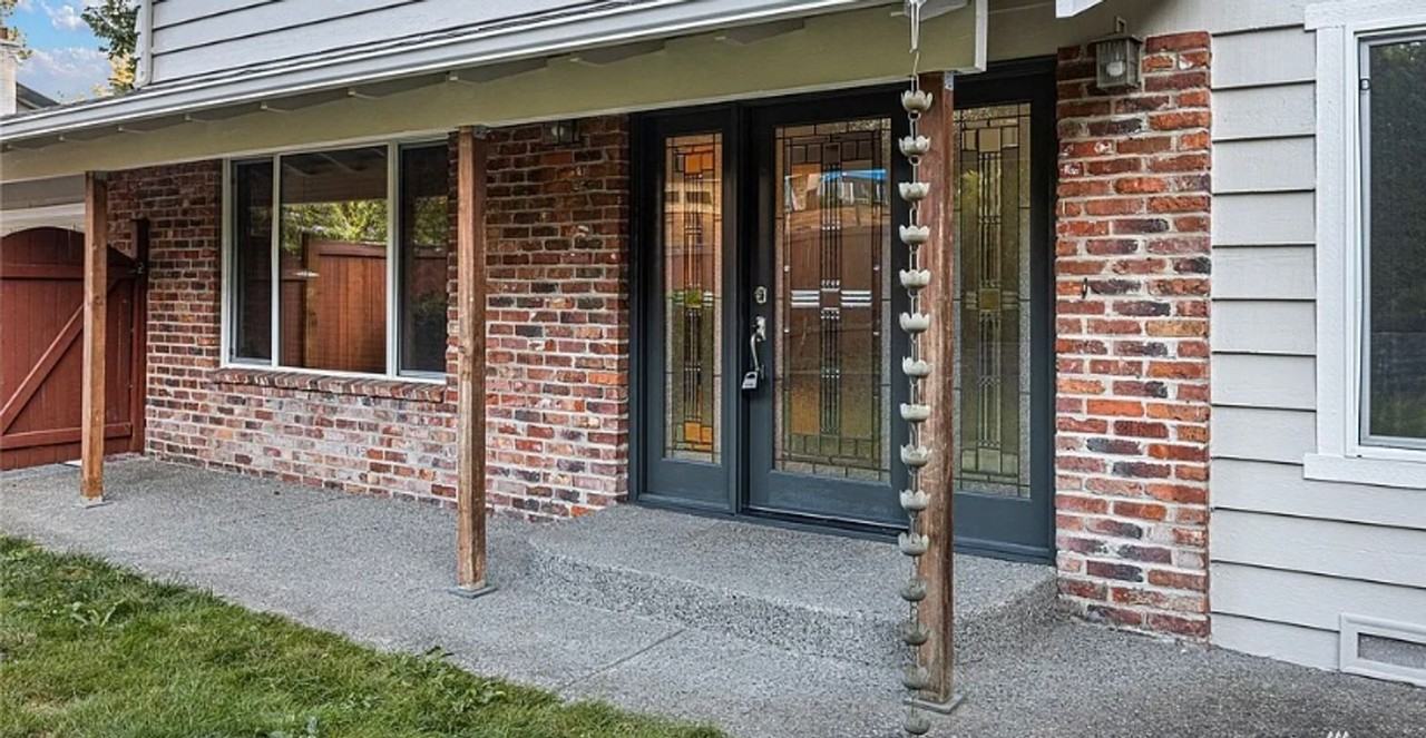 8003 Ne 203rd St - Photo 2 of 16