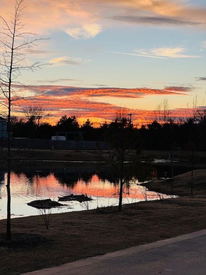 4802 W Planetree St - Photo 4 of 26