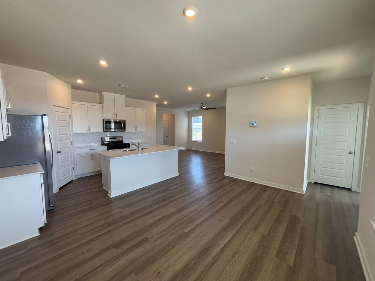 4802 W Planetree St - Photo 6 of 26