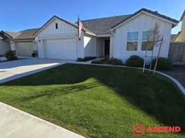 featured image of 15811 Santa Clara Ct