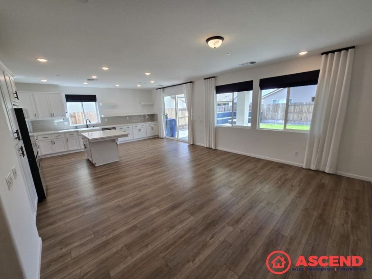 15811 Santa Clara Ct - Photo 6 of 17