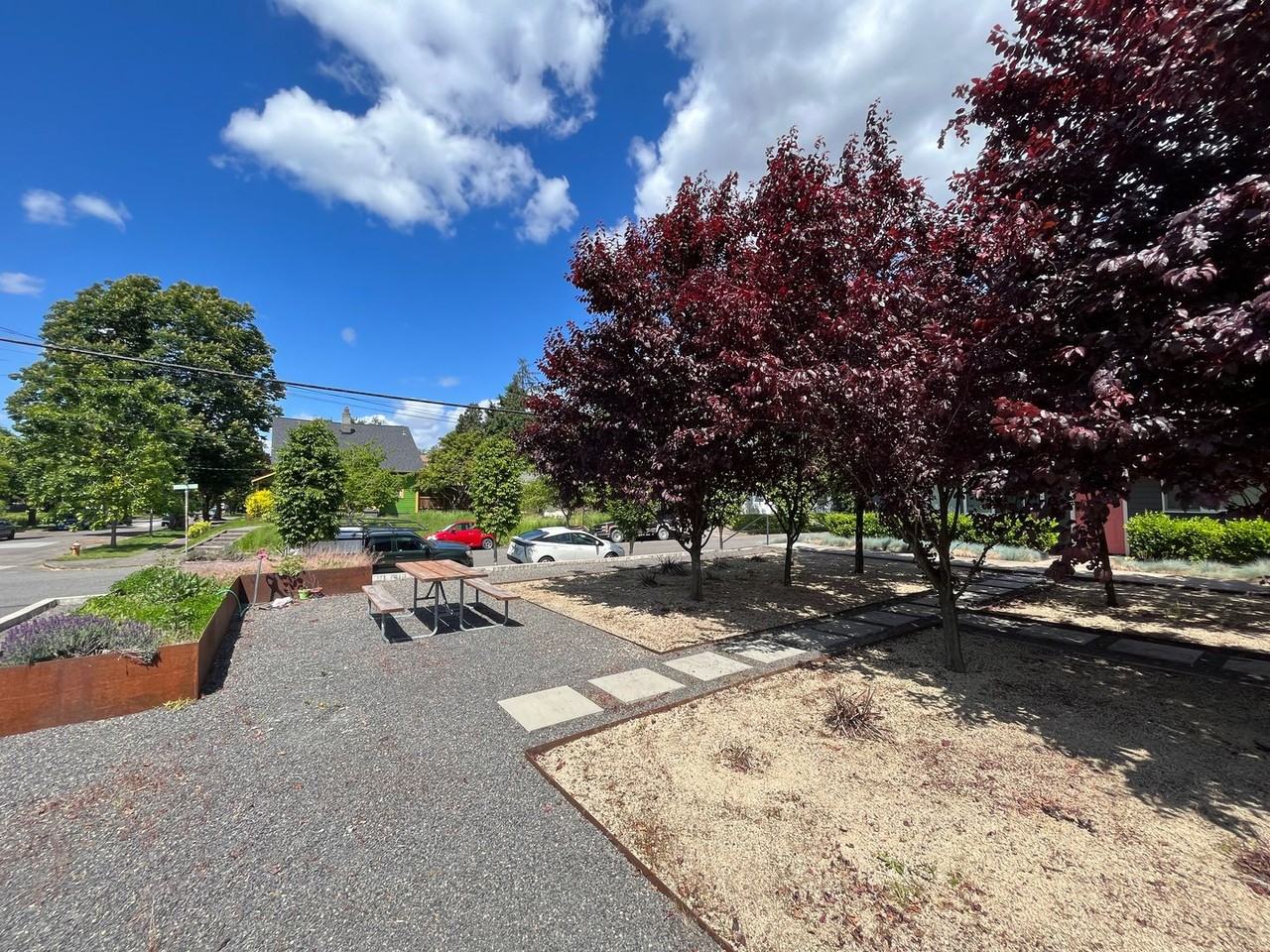 3610 Se 15th Ave - Photo 2 of 23