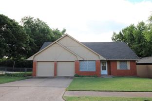 2602 Michael Dr - Photo 1 of 1