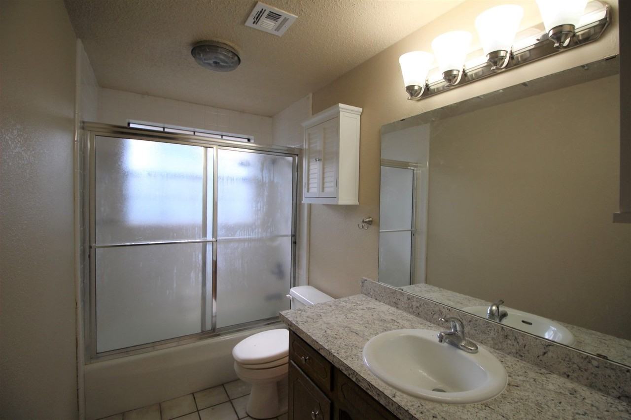 2602 Michael Dr - Photo 5 of 9