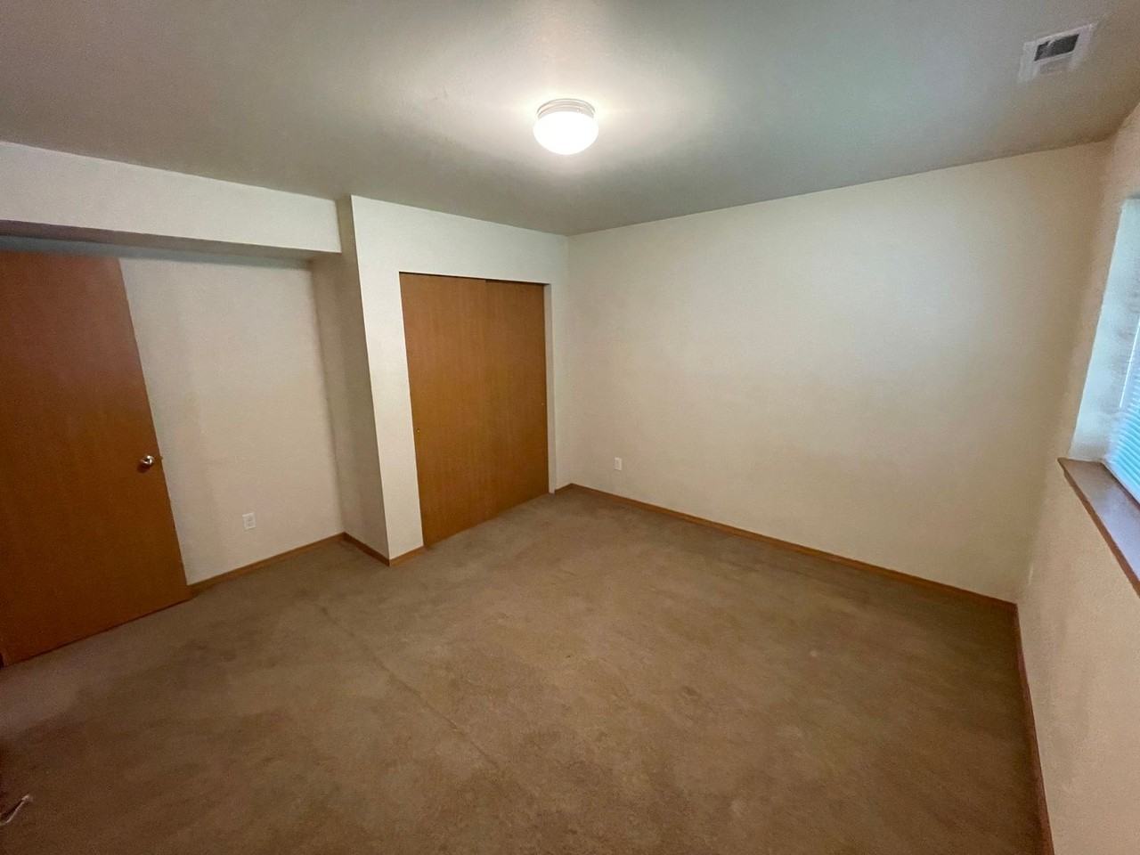 803 Ne Lauren St - Photo 6 of 16