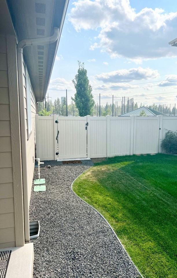 924 E Colbert Rd - Photo 3 of 26