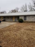 featured image of 702 E 11th St