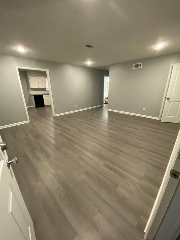 7705 Jacksonville Cutoff Rd - Photo 3 of 13