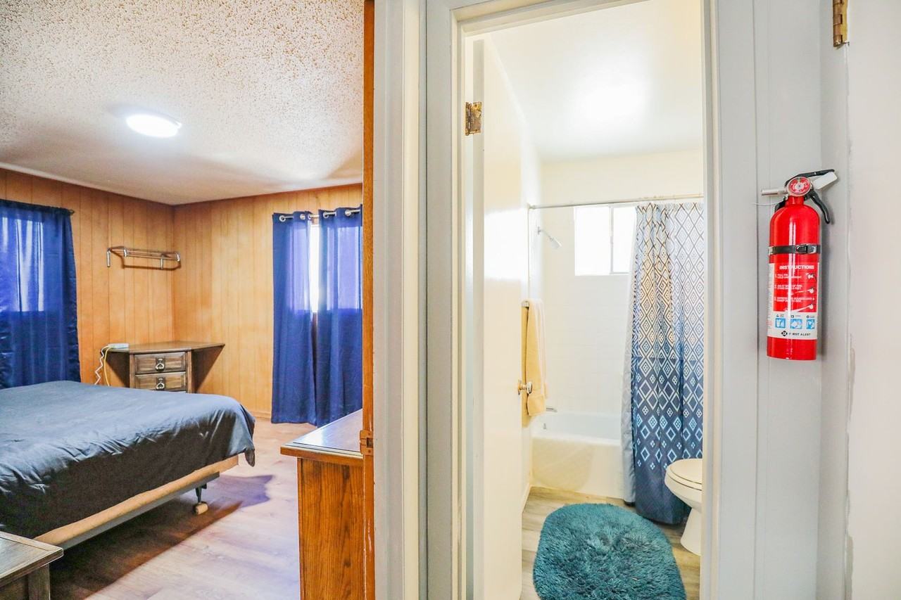 1100 1100 Chautauqua - Photo 6 of 9