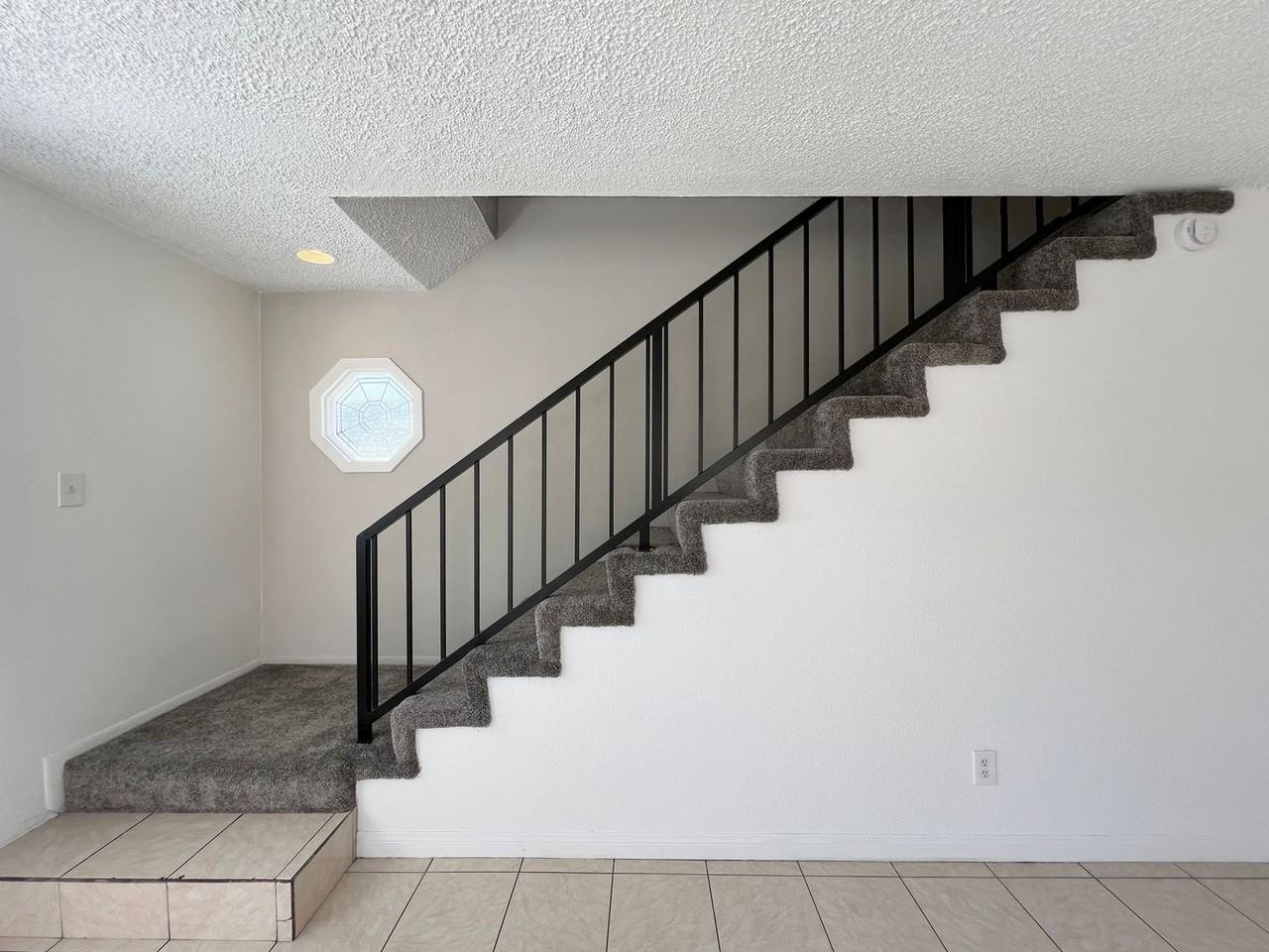 12029 166th St - Photo 2 of 17