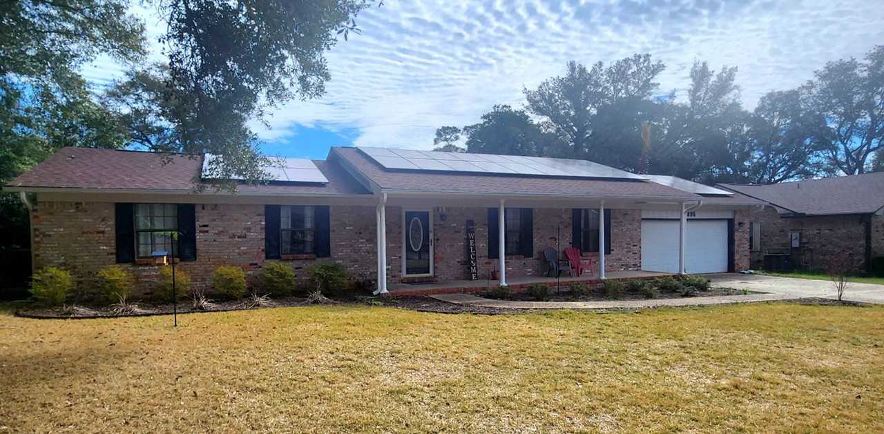 7895 Bay Meadows Dr - Photo 2 of 24