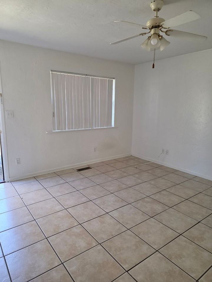 4126 Scarlett Dr - Photo 2 of 11