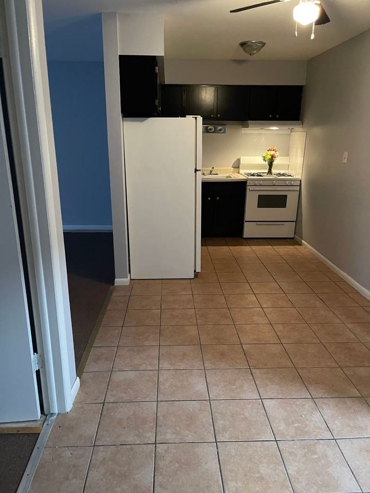 Kenosha Apartments - Photo 2 of 6