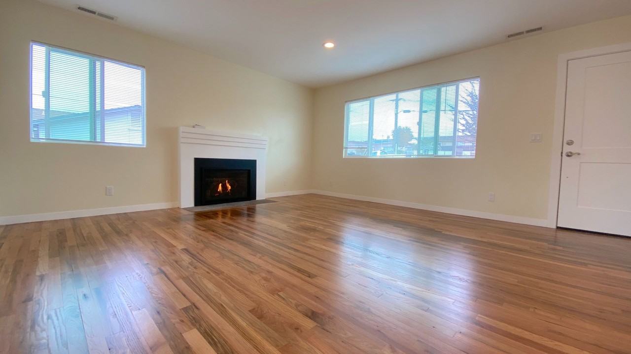 1779 Highland St - Photo 2 of 11