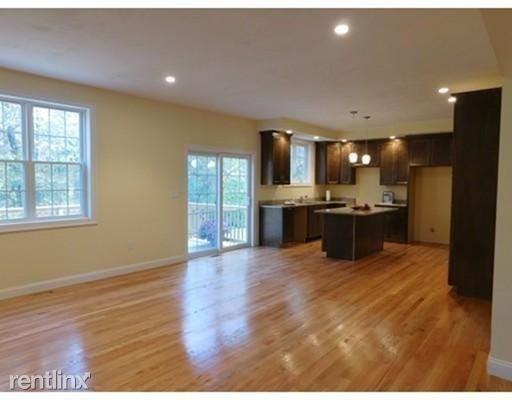 9 Sidney St - Photo 3 of 8