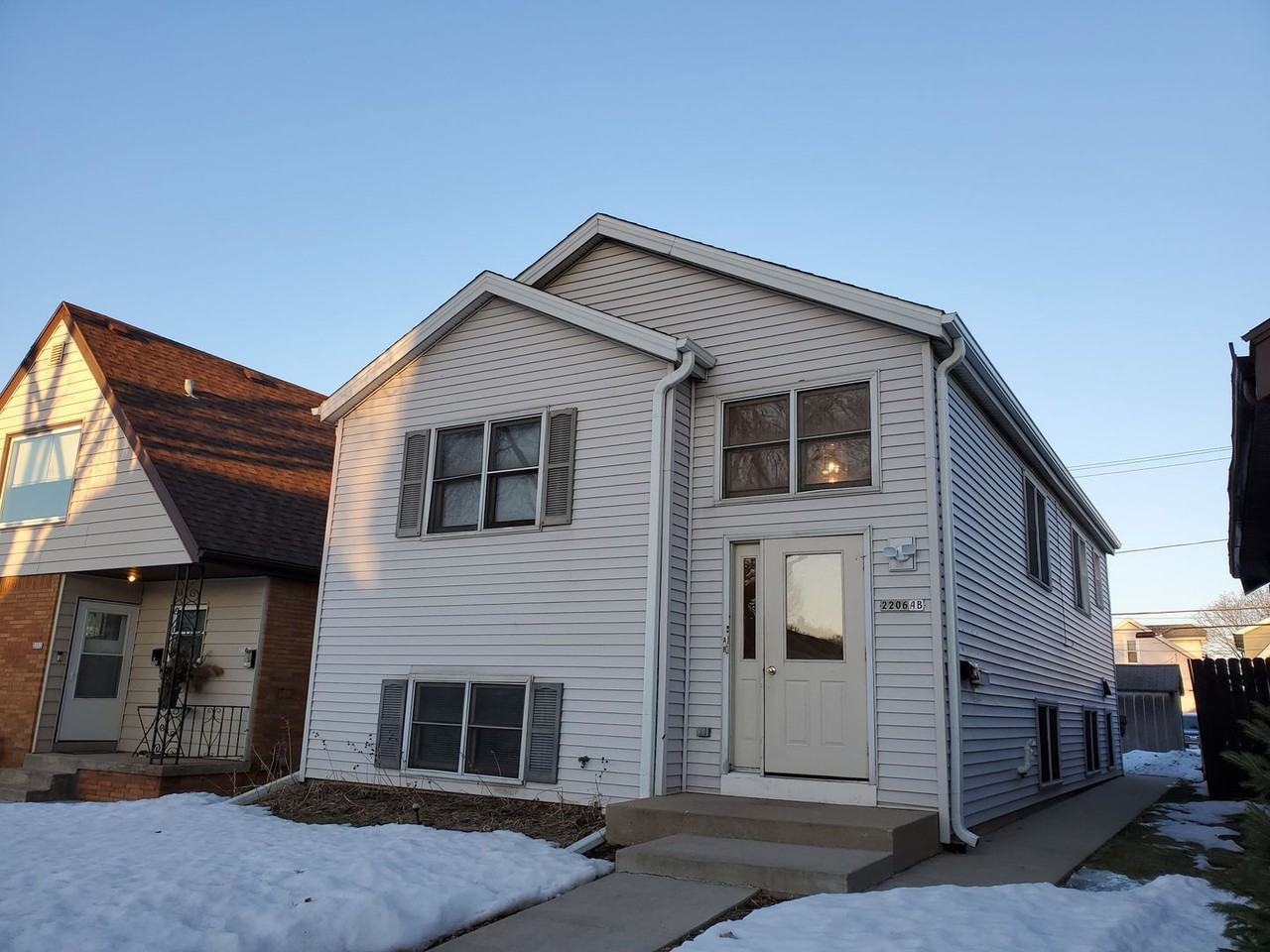 2206 S 73rd St - Photo 2 of 17