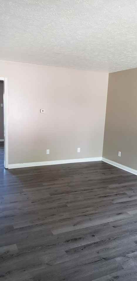 1807 Kraig Dr - Photo 2 of 14