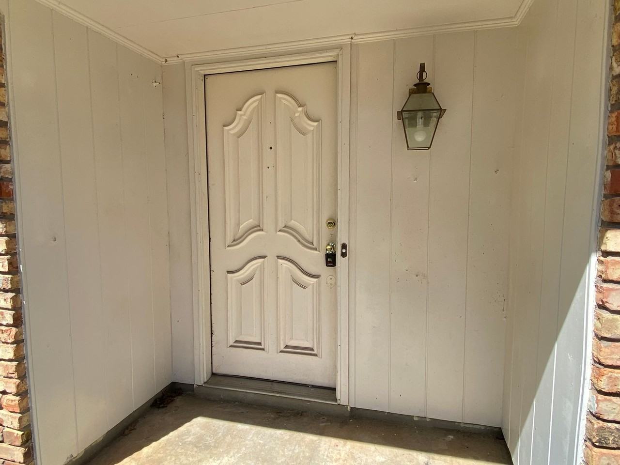 2514 S Cotswald Dr - Photo 3 of 37