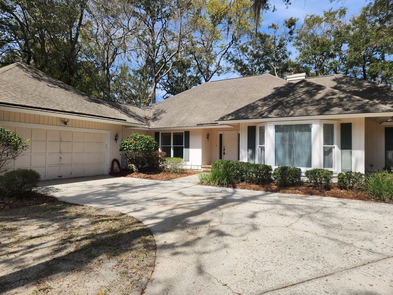 11 Gossamer Ln - Photo 2 of 36