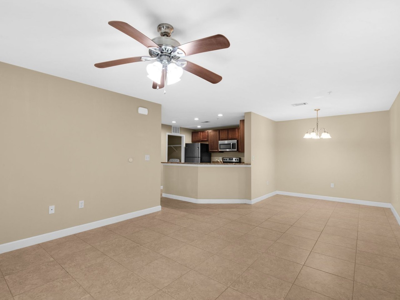 1709 Conservation Trl - Photo 5 of 20