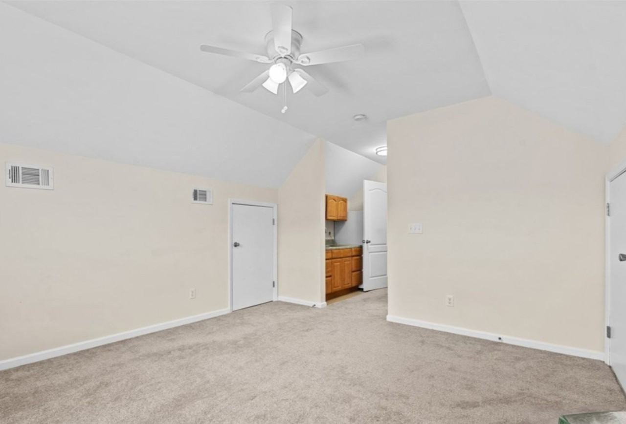 16 Castello Ave - Photo 4 of 5